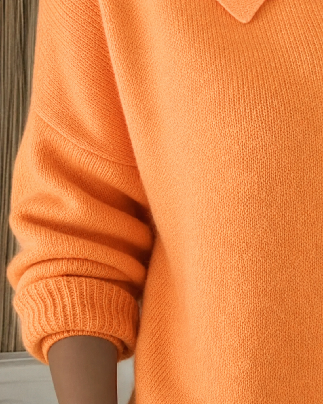 Cardigans med nedliggende krave og brune frontknapper - Orange #Farve_Orange