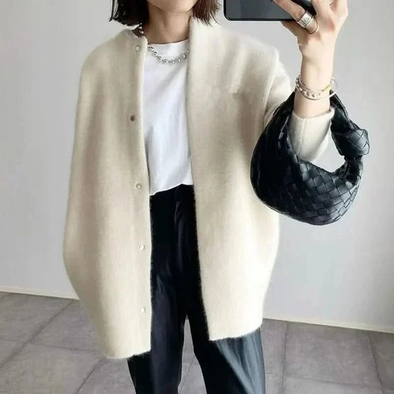 Cardigans med rund hals, små knapper og lang front - Creme #Farve_Creme