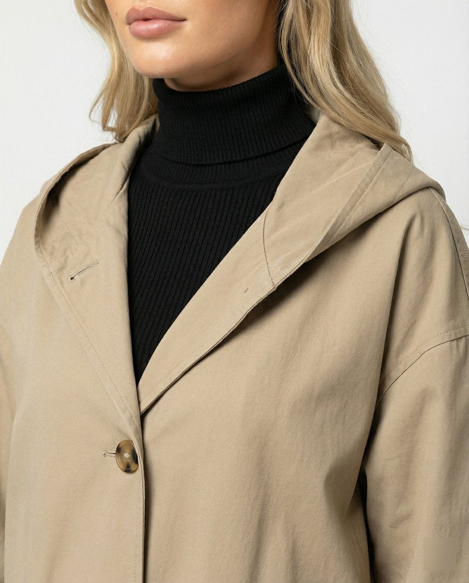 Frakker med stor hætte og påsyede firkantede lommer - Beige #Farve_Beige