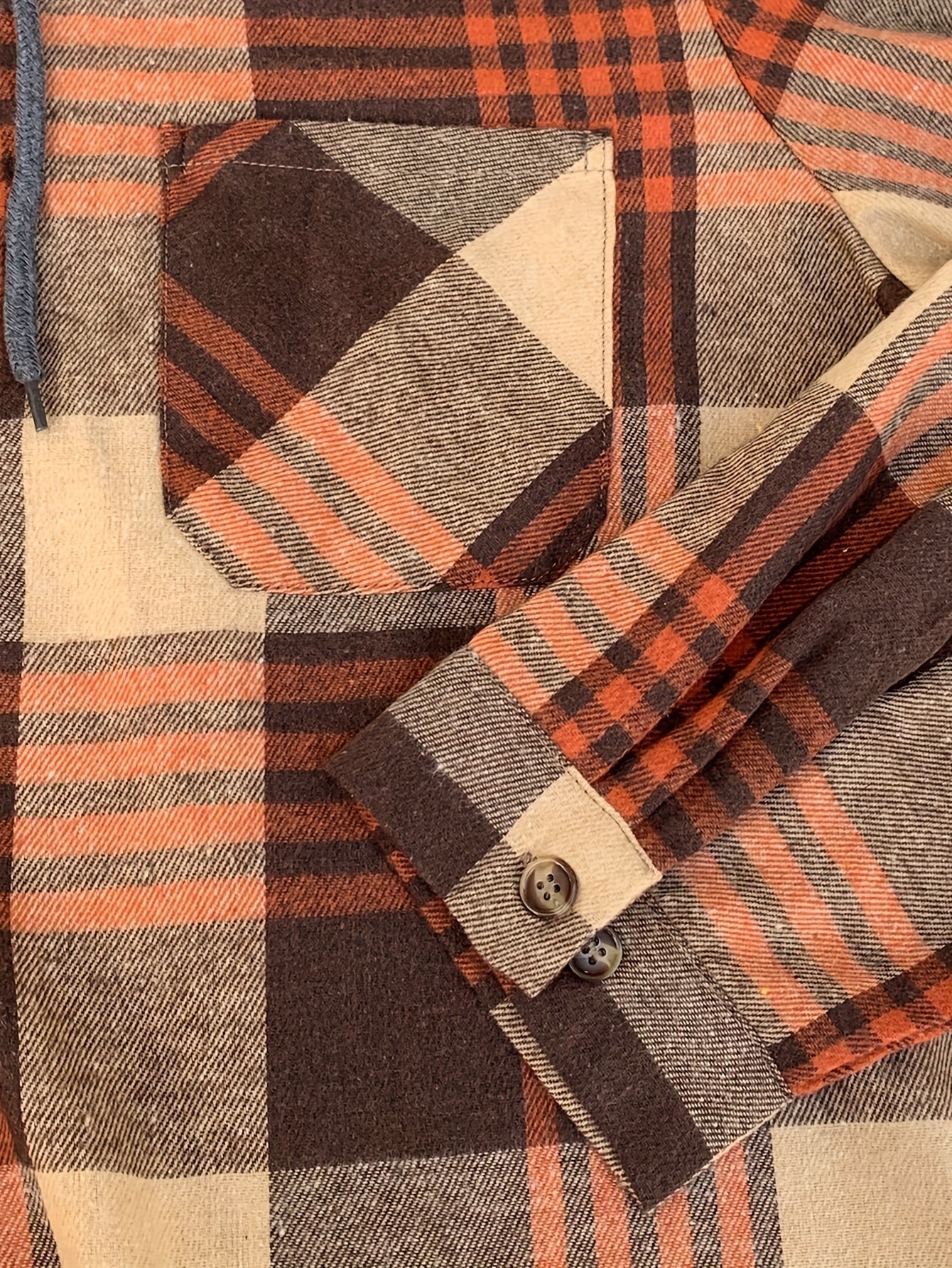 Skjorter med tern, kontrasthætte og lommeklapper - Khaki/Orange/Brun #Farve_Khaki/Orange/Brun