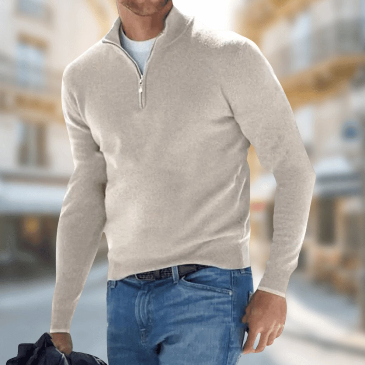 Striktrøjer med enkel front og smal lynlåskrave - Beige #Farve_Beige