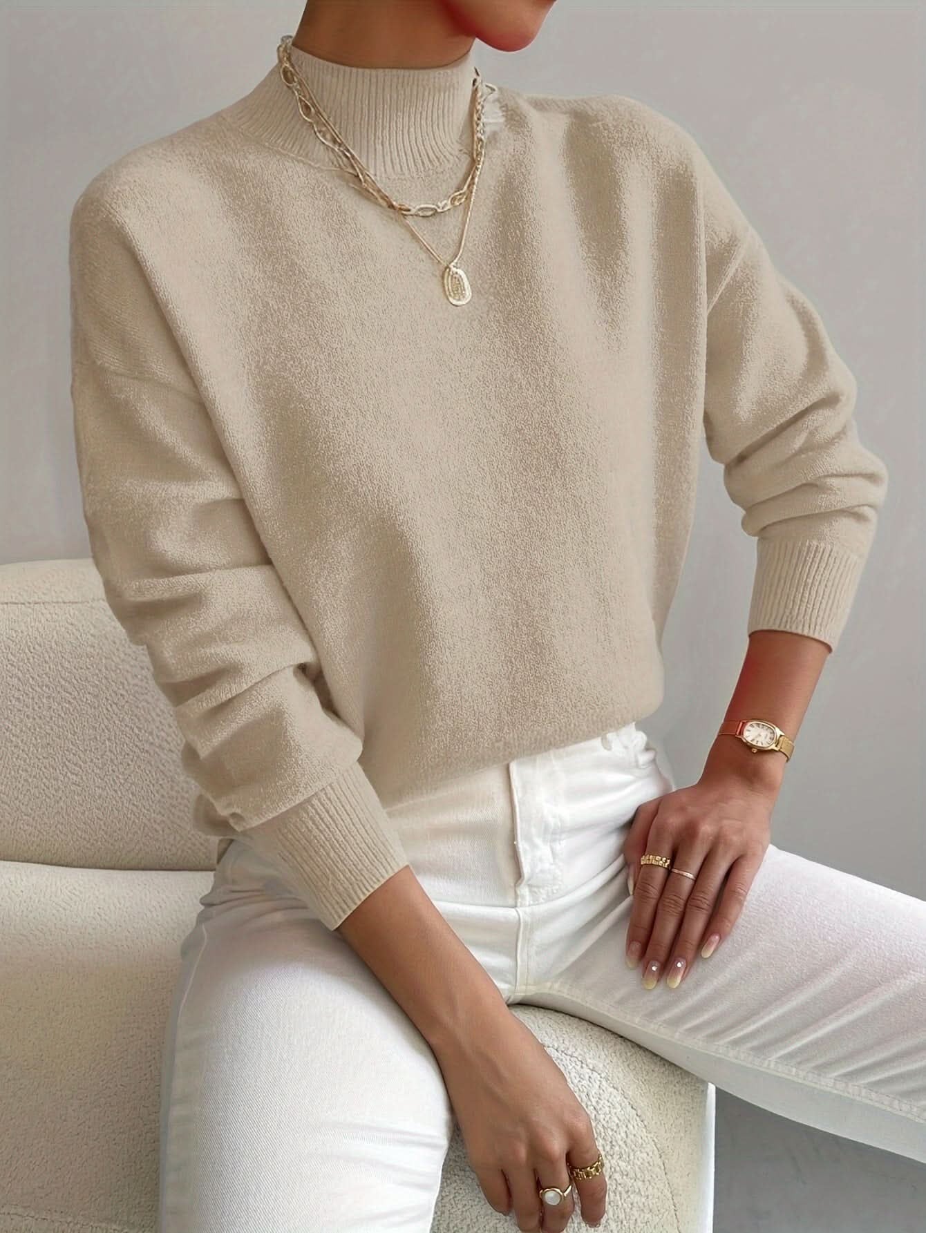 Striktrøjer med rund hals, faldskulder og ribkanter - Beige #Farve_Beige